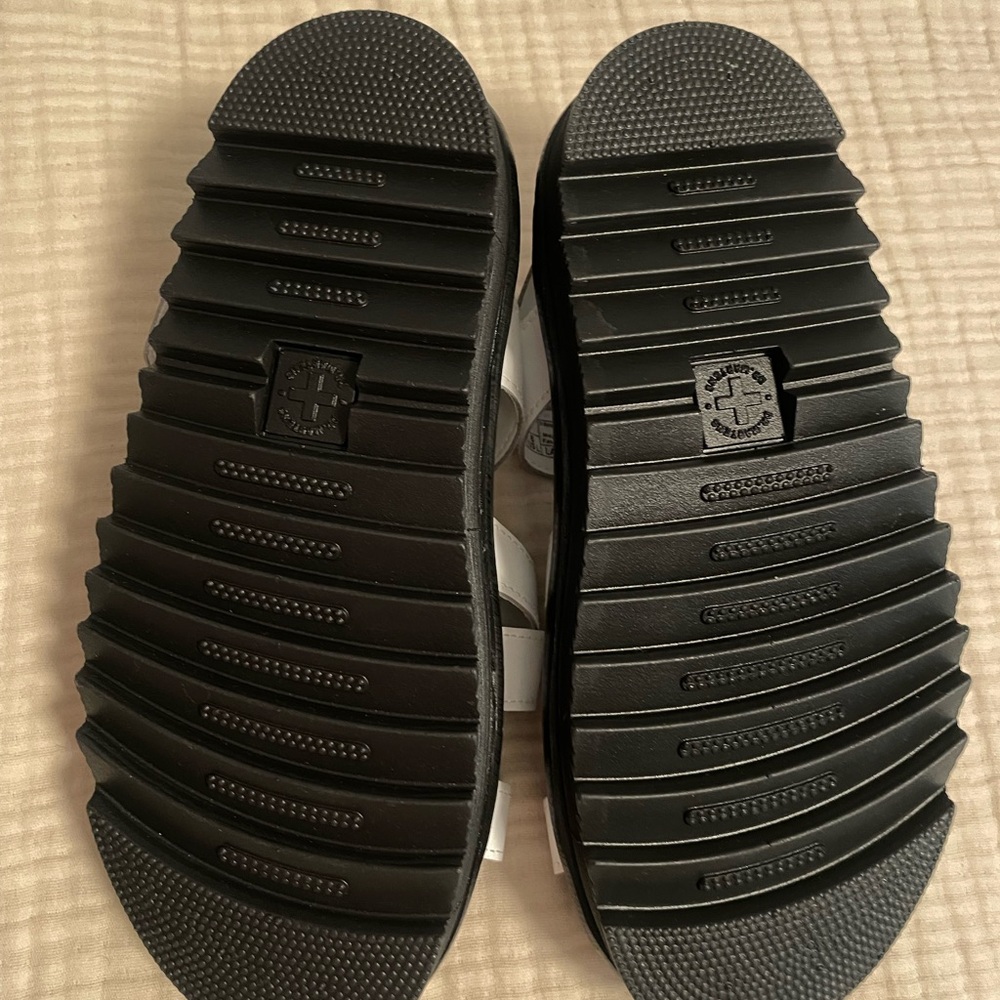 Doc Martens Avry Hydro Leather sandals - Picture 5 of 7